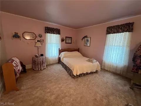 Bedroom - 901 N Chestnut St, Barnesville, OH 43713 photo 2 of 2