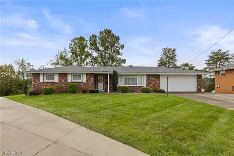 112 Benita Dr, Mingo Junction, OH 43938