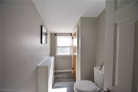 Entry Way - 616 Poland Ave, Struthers, OH 44471 photo 1 of 1