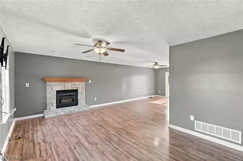 Living - 2621 Ohio 245, Cable, OH 43009 photo 1 of 7