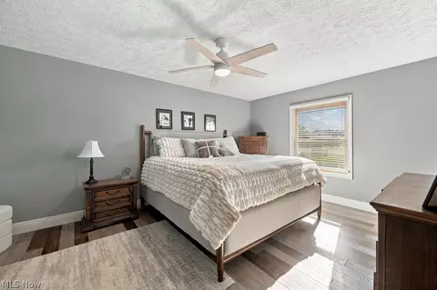 Bedroom - 1332 Beechnut Dr, Akron, OH 44312 photo 6 of 8