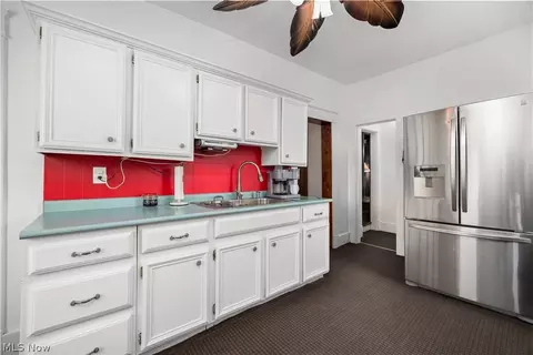 Kitchen - 1032 W 4th St, Lorain, OH 44052 photo 3 of 4