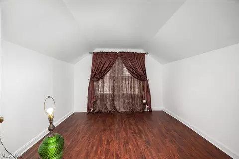 Bedroom - 1032 W 4th St, Lorain, OH 44052 photo 7 of 8