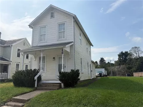 1429 Putnam Ave, Zanesville, OH 43701