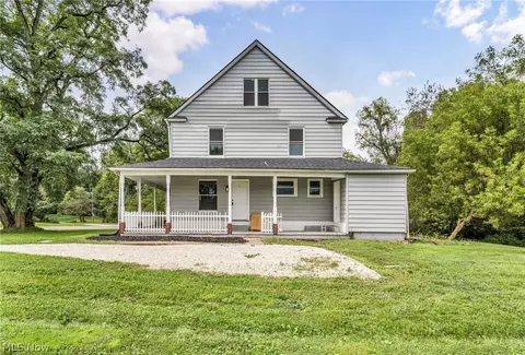 530 Mishler Rd, Mogadore, OH 44260