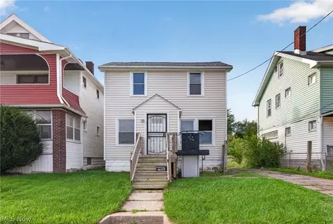 11812 Angelus Ave, Cleveland, OH 44105