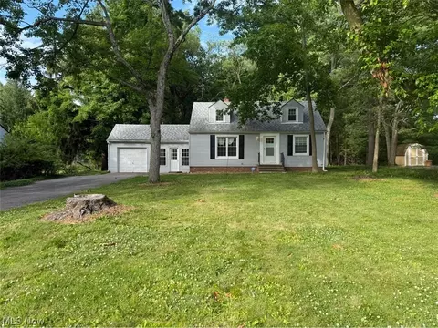 441 Douglas Blvd, Richmond Heights, OH 44143