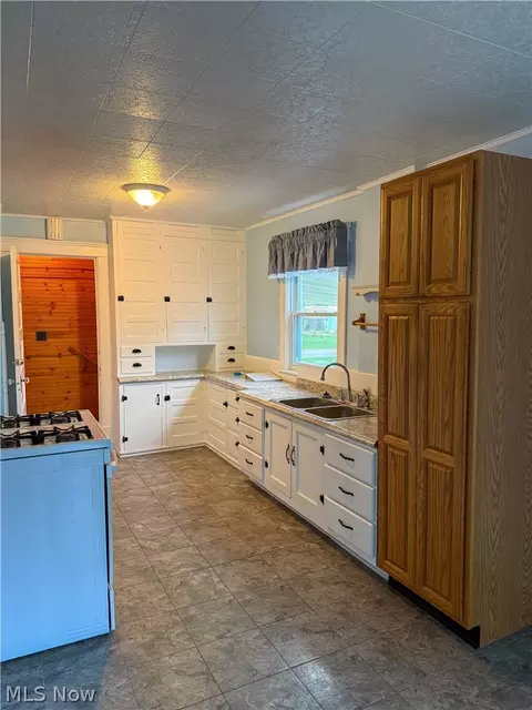 Kitchen - 853 W River Rd N, Elyria, OH 44035 photo 1 of 1