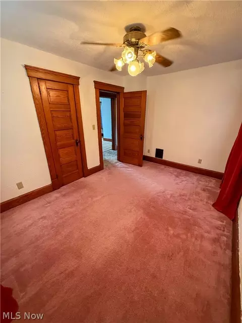 Bedroom - 853 W River Rd N, Elyria, OH 44035 photo 2 of 6