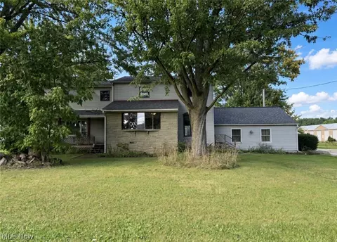 34700 Royalton Rd, Grafton, OH 44044