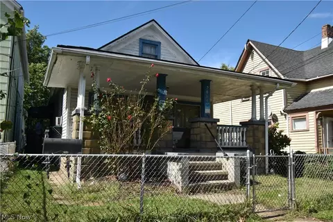2064 W 44th St, Cleveland, OH 44113