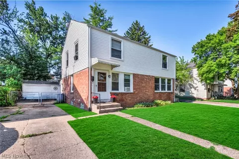 14225 Rainbow Ave, Cleveland, OH 44111