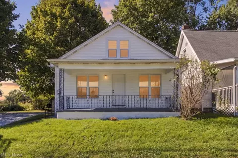 1588 Josephine Ave, Lakemore, OH 44250
