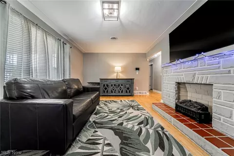 Living - 2502 E 35th St, Lorain, OH 44055 photo 1 of 2