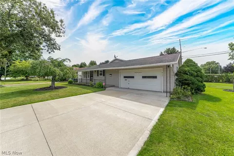 6117 Yorktown Rd, Lorain, OH 44053