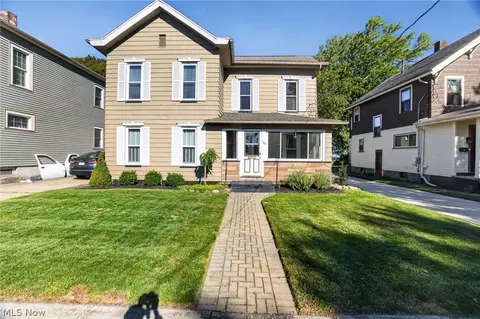 Exterior - 1101 Walnut Blvd, Ashtabula, OH 44004 photo 1 of 10