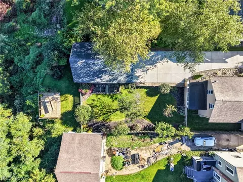 View/Area - 1101 Walnut Blvd, Ashtabula, OH 44004 photo 2 of 5