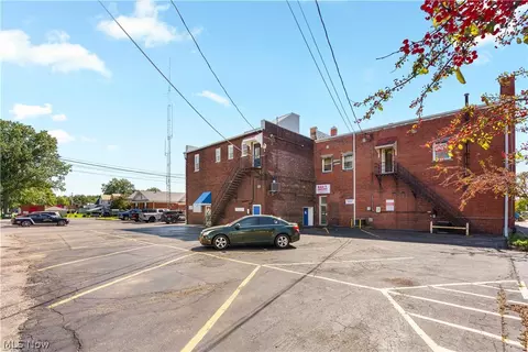 Exterior - 105107 E 109 E Ohio Ave, Sebring, OH 44672 photo 1 of 2