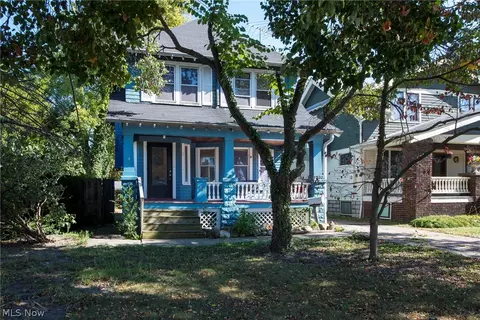 1333 Nicholson Ave, Lakewood, OH 44107