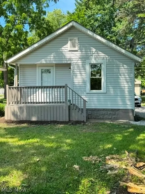 Exterior - 1079 Peerless Ave, Akron, OH 44320 photo 1 of 1