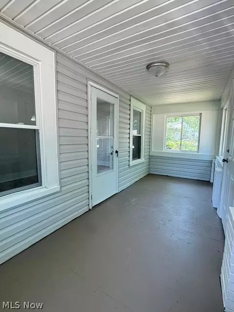 Entry Way - 1079 Peerless Ave, Akron, OH 44320 photo 2 of 2