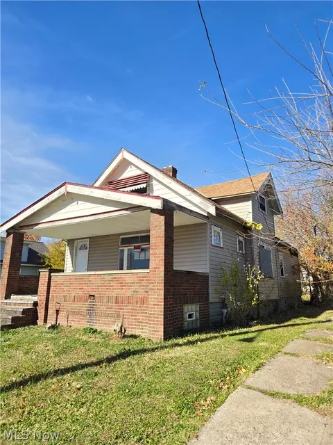 12109 Gay Ave, Cleveland, OH 44105