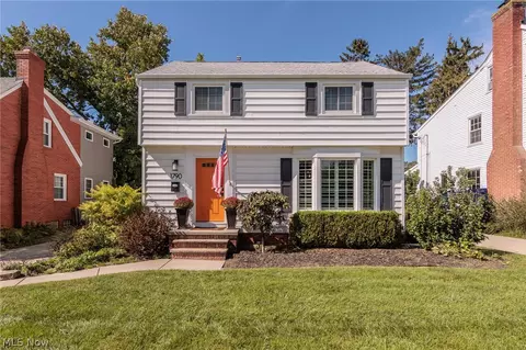 1790 Wright Ave, Rocky River, OH 44116