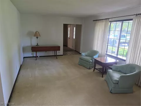 Living - 187 Crestview Dr, Elyria, OH 44035 photo 4 of 5