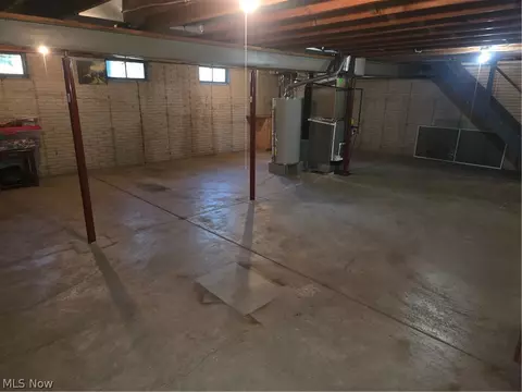 Other - 187 Crestview Dr, Elyria, OH 44035 photo 4 of 9