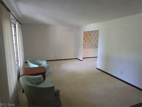 Living - 187 Crestview Dr, Elyria, OH 44035 photo 5 of 5