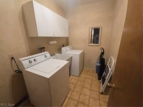 Other - 187 Crestview Dr, Elyria, OH 44035 photo 3 of 9