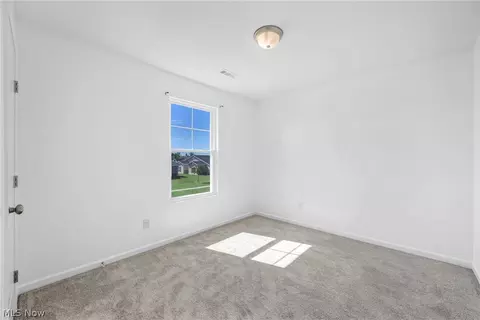 Bedroom - 159 Keywood Blvd, Lagrange, OH 44050 photo 10 of 13