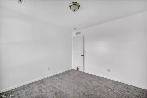 Bedroom - 159 Keywood Blvd, Lagrange, OH 44050 photo 5 of 13