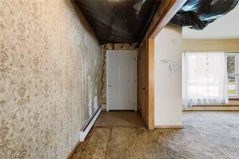 Entry Way - 730 S Myrtle Ave, Willard, OH 44890 photo 1 of 3