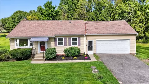 5482 Canal Rd, Wooster, OH 44691