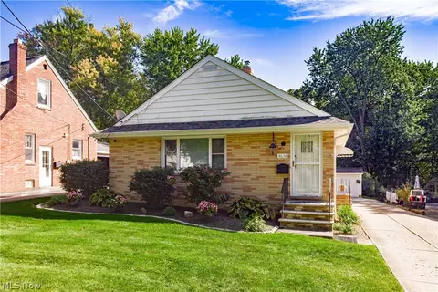 4632 Anderson Rd, South Euclid, OH 44121
