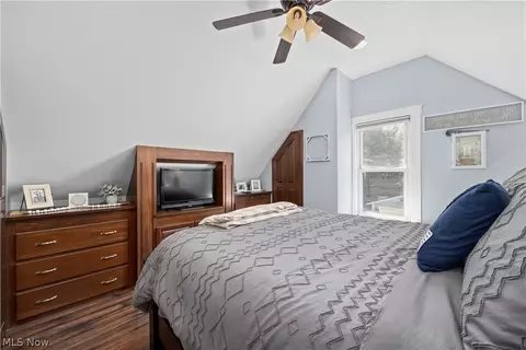 Bedroom - 41825 Adelbert St, Elyria, OH 44035 photo 4 of 10