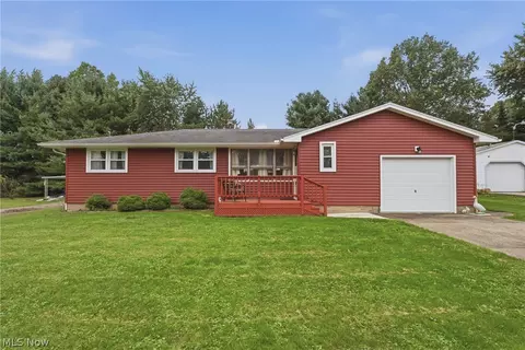 547 W Texas Ave, Sebring, OH 44672