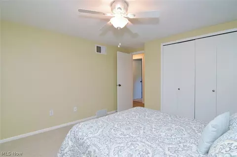 Bedroom - 37216 Deer Run, Solon, OH 44139 photo 6 of 8