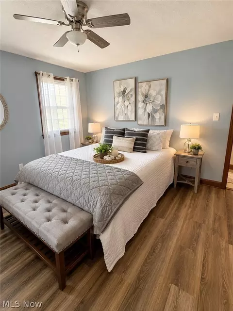 Bedroom - 525 W Omar St, Struthers, OH 44471 photo 1 of 5