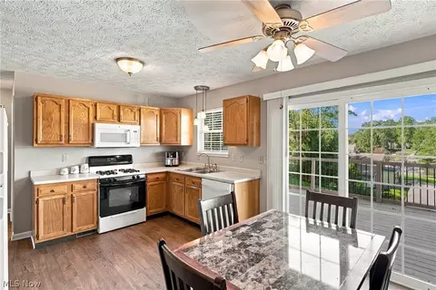 Kitchen - 3704 N Viona Dr, Akron, OH 44319 photo 2 of 3