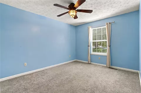 Bedroom - 3704 N Viona Dr, Akron, OH 44319 photo 3 of 4