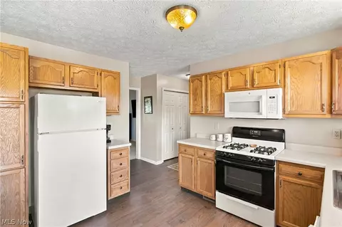 Kitchen - 3704 N Viona Dr, Akron, OH 44319 photo 3 of 3