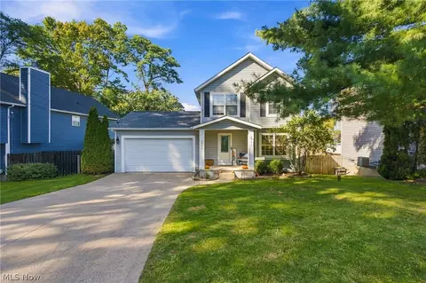 Exterior - 3704 N Viona Dr, Akron, OH 44319 photo 5 of 13