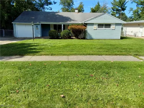 6382 Alderwood Rd, Parma Heights, OH 44130