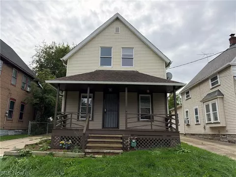 3901 Woburn Ave, Cleveland, OH 44109