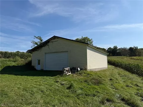 54 Parma Rd NE, Carrollton, OH 44615 photo 7