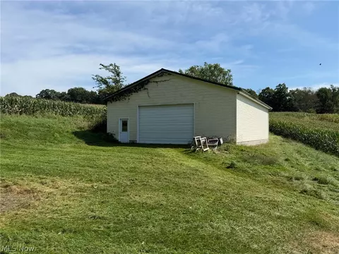 54 Parma Rd NE, Carrollton, OH 44615 photo 10