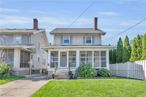 1238 Webb Rd, Lakewood, OH 44107