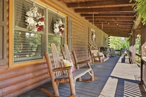 Exterior - 5969 Walker Rd, Walker, WV 26180 photo 2 of 10